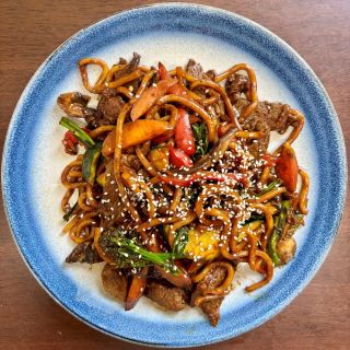 wp-content/uploads/2025/09/Udon-Beef-Stir-Fry.jpg
