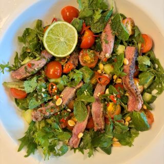 wp-content/uploads/2025/08/Thai-Beef-Salad.jpg