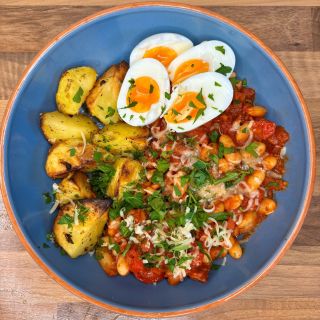 wp-content/uploads/2025/07/Baked-Beans-with-Chorizo-Eggs-Roast-Potatoes.jpg