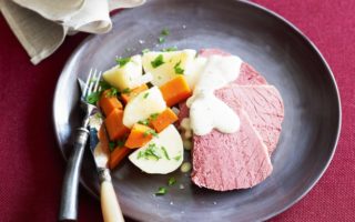 Recipe: Corned Beef with White Sauce corned_beef