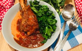 Slow Cooked Lamb Shanks with Thyme & Balsamic Slow Cooked Lamb Shanks